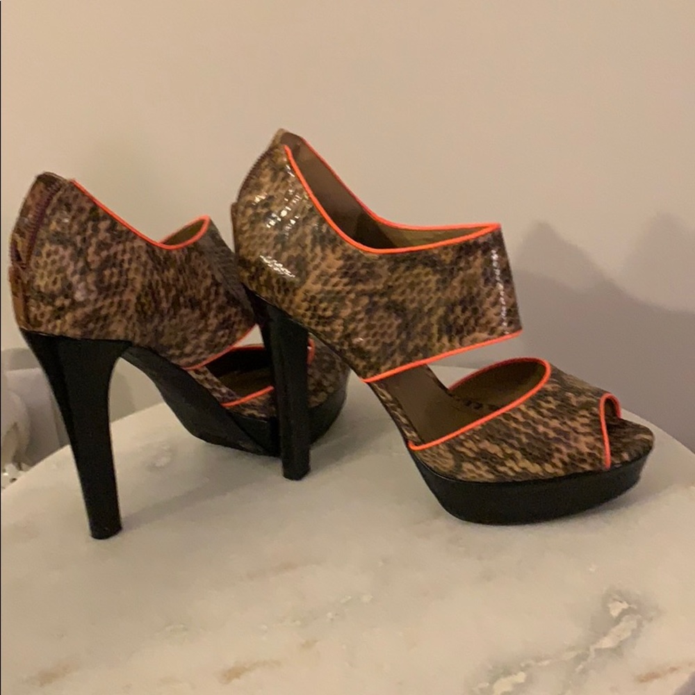BCBG High heels